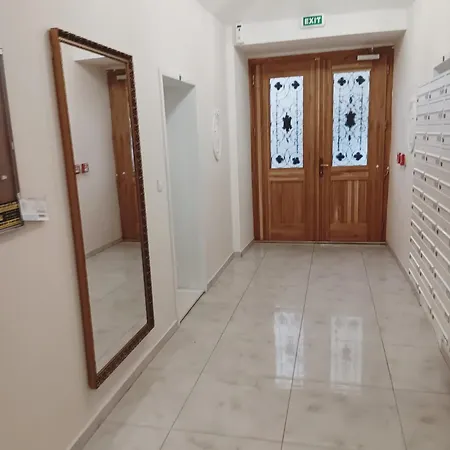 Center - Next To Florenc Daire