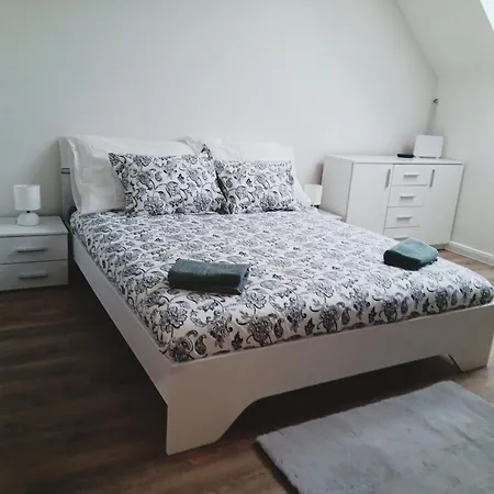 Apartament Center - Next To Florenc